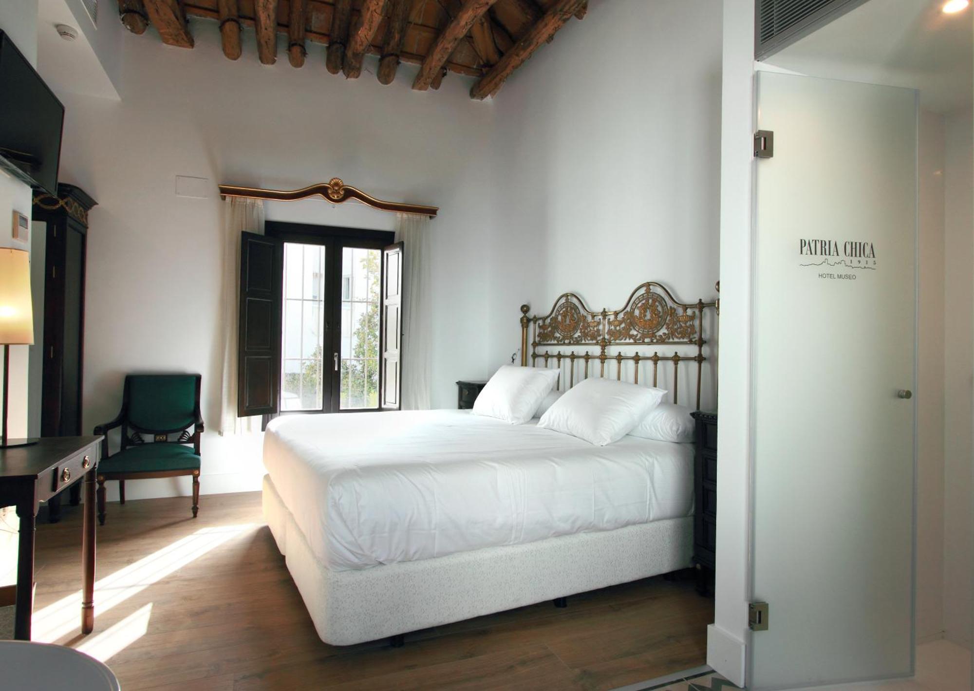 Hotel Patria Chica Priego De Cordoba Ngoại thất bức ảnh